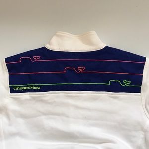 Mint condition white vineyard vines shep small