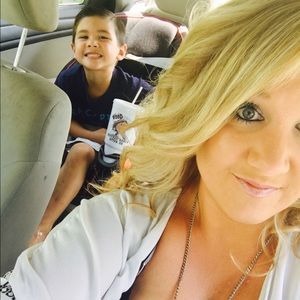 Meet your Posher, Jennifer