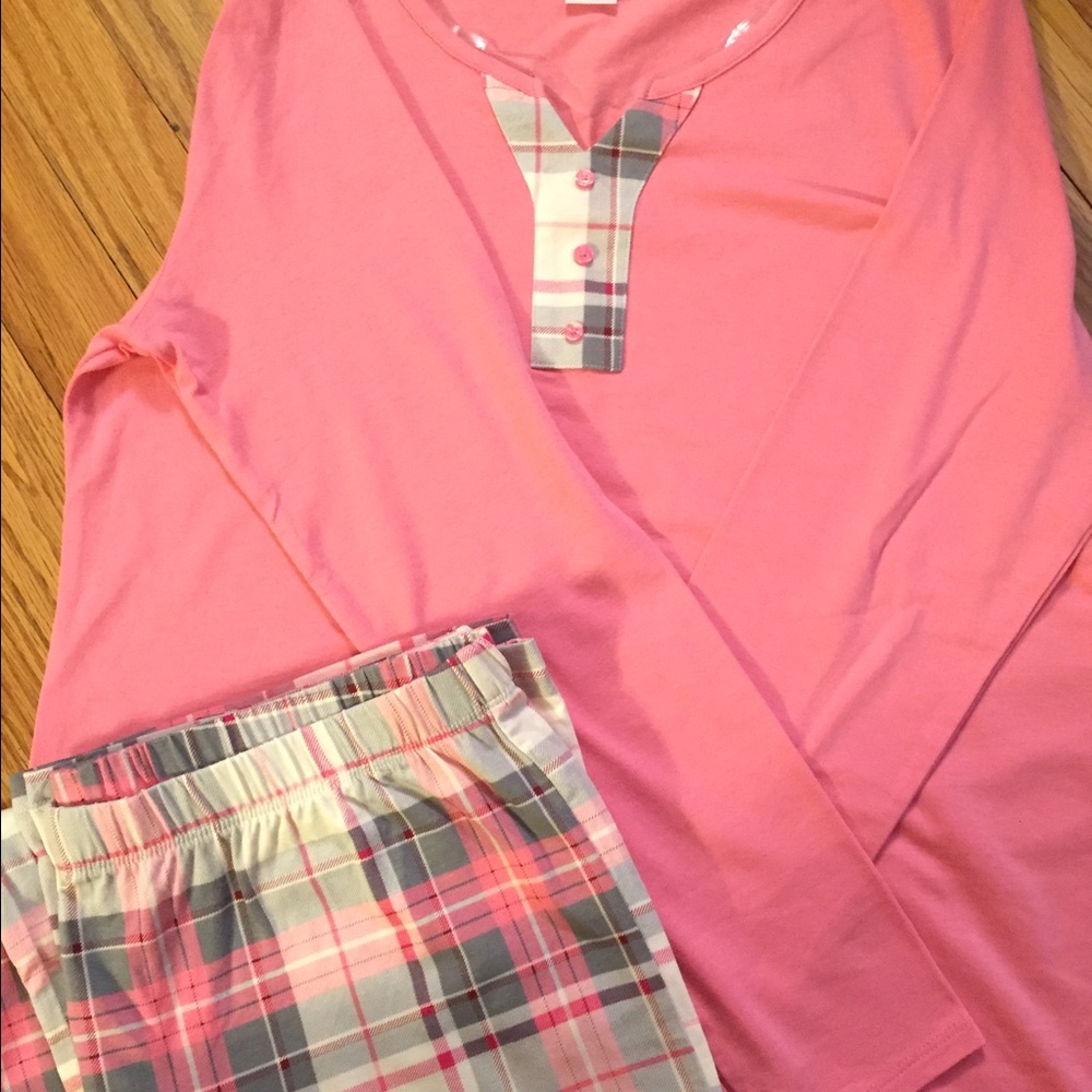 Liz Claiborne PJ Set - BRAND NEW