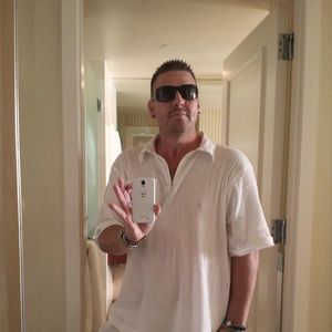 Meet your Posher, Gregory