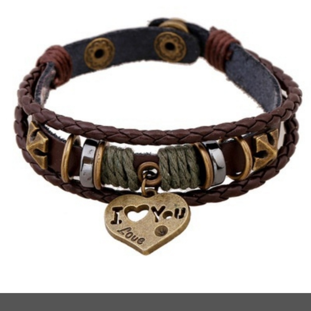 💥SOLD💥🆕 Leather Bracelet of Hearts