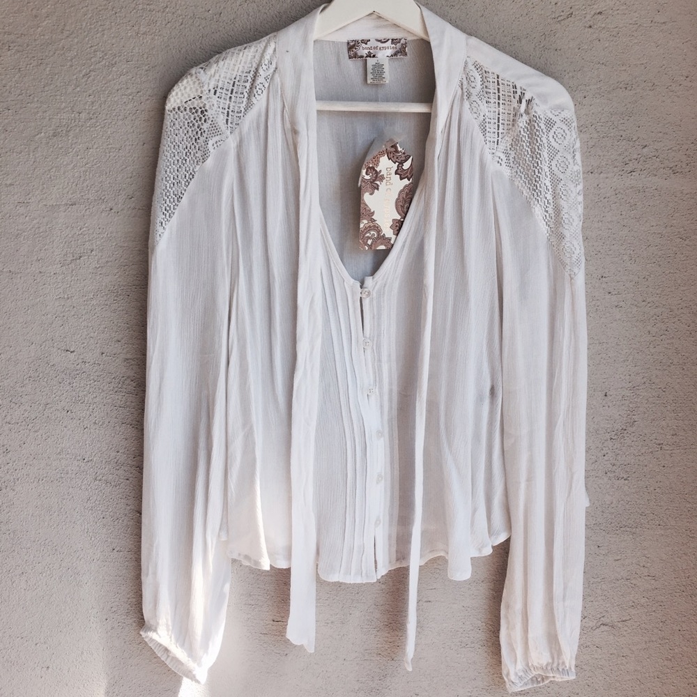 NEW WITH TAGS! Band of Gypsies Tie Neck Blouse