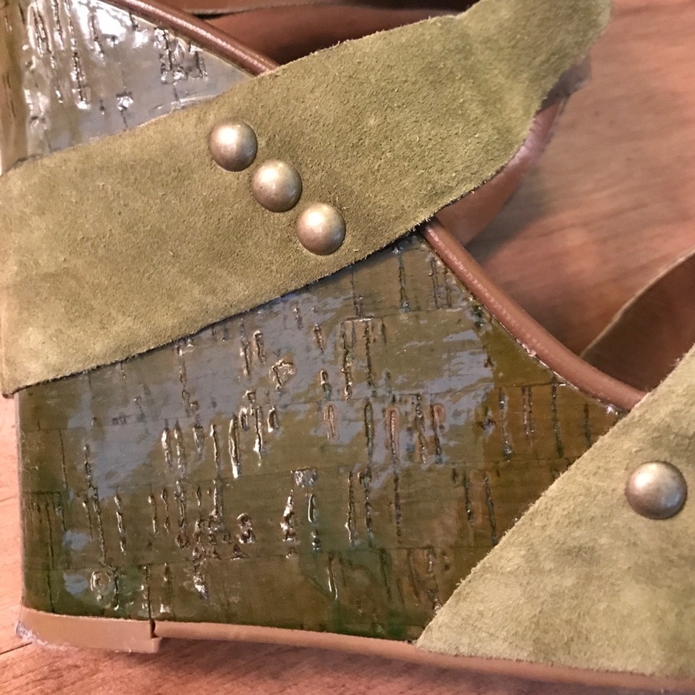 Ash Olive Green Wedges - Picture 3 of 4