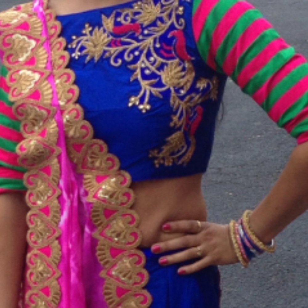 Chaniya choli - Picture 3 of 4