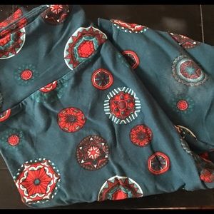 LuLaRoe: OS Leggings