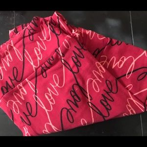 LuLaRoe:  VALENTINE'S OS Leggings