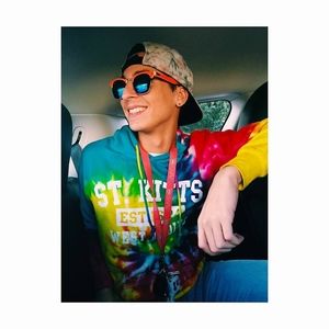 Meet your Posher, Fernando