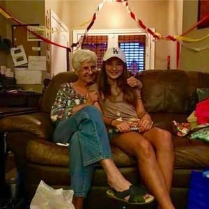 Meet your Posher, Joyce