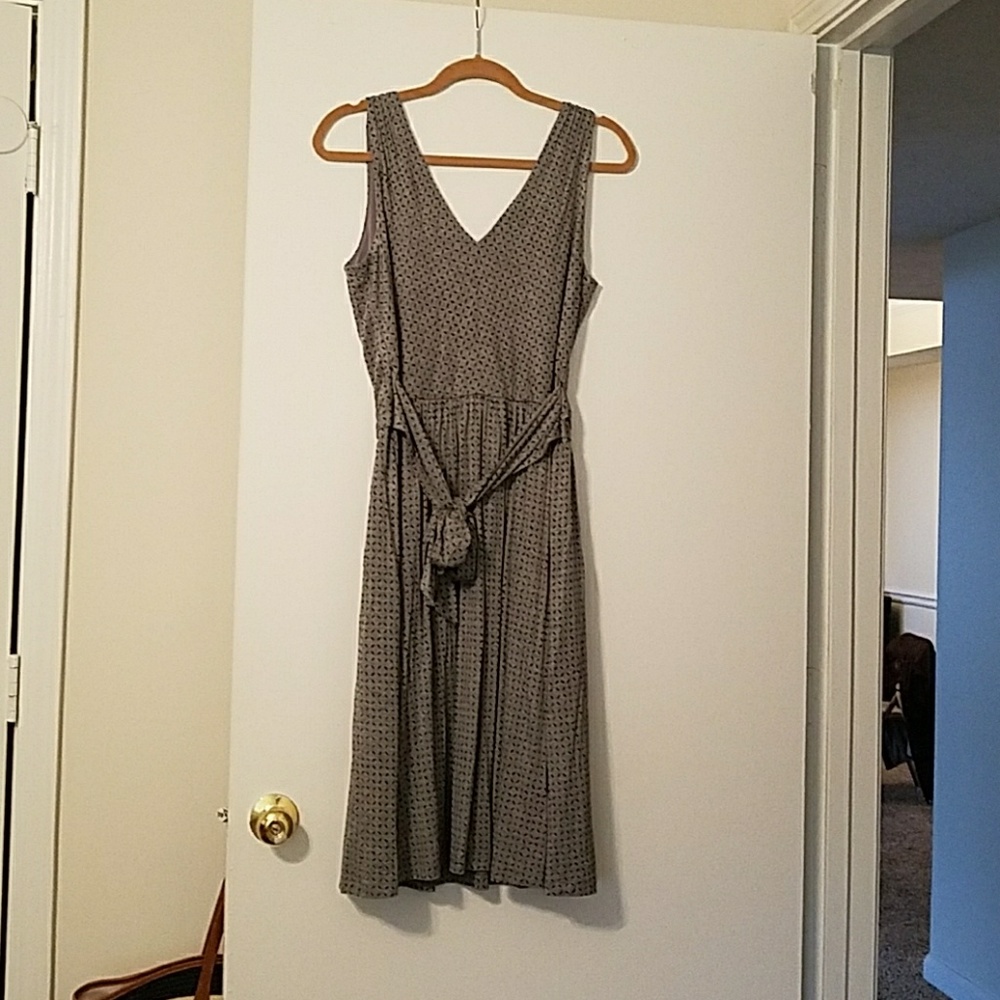NWT Ann Taylor LOFT dress size M