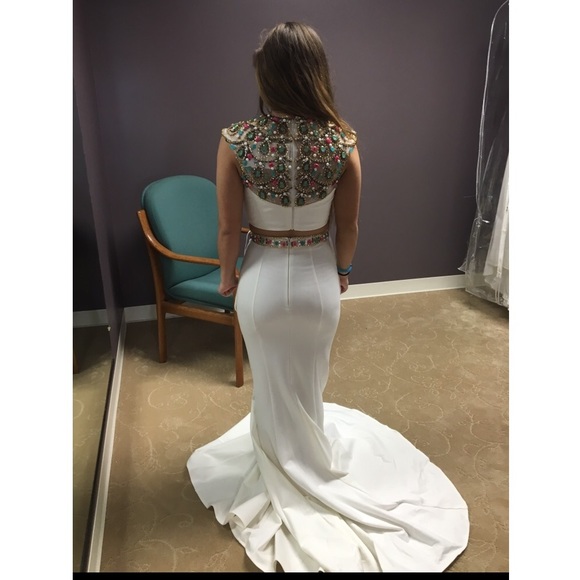 Two piece prom dress - Picture 3 of 3