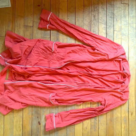 Bath robe - Picture 1 of 1