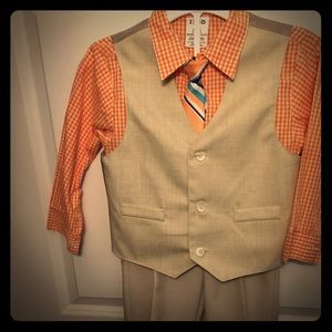 IZOD boys Easter 4 Piece Set outfit size 5