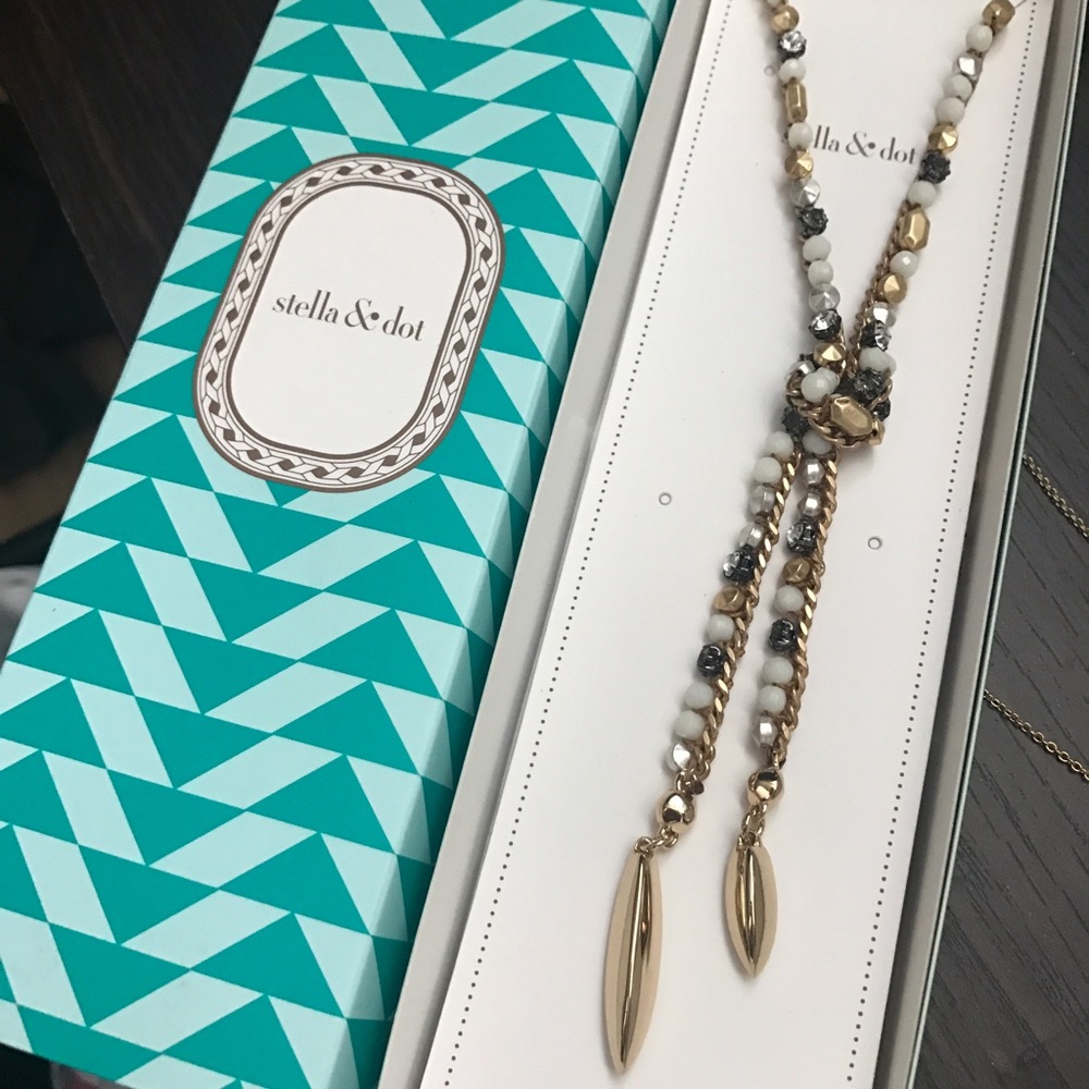 Stella & dot Zoe Lariat necklace