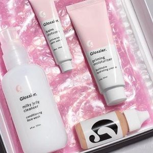 GLOSSIER DISCOUNT AND FREE SHIPPING GLOSSIER DISCOUNT AND FREE SHIPPING