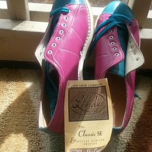 Ladies Bowling Shoes