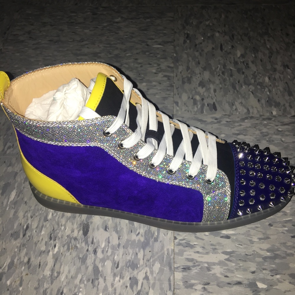 Louboutin Spikes Orlato Flat Patent leather