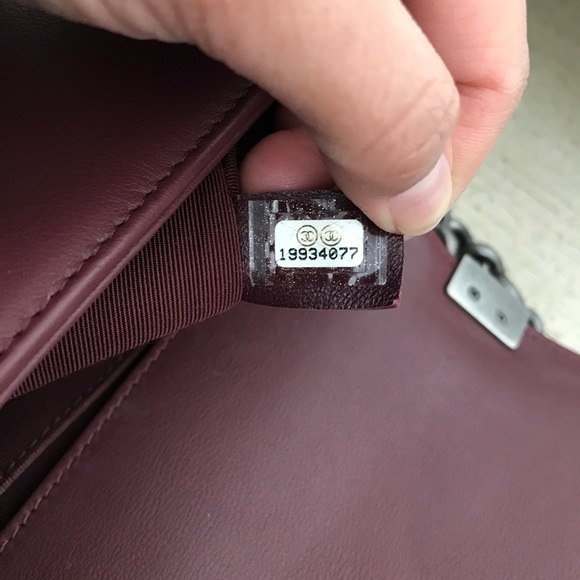 Chanel Velvet Medium Boybag - Picture 7 of 8