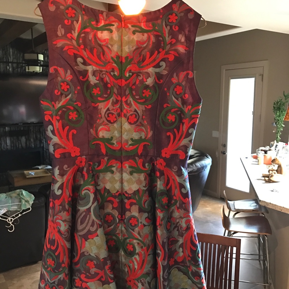 Dress - Picture 3 of 4