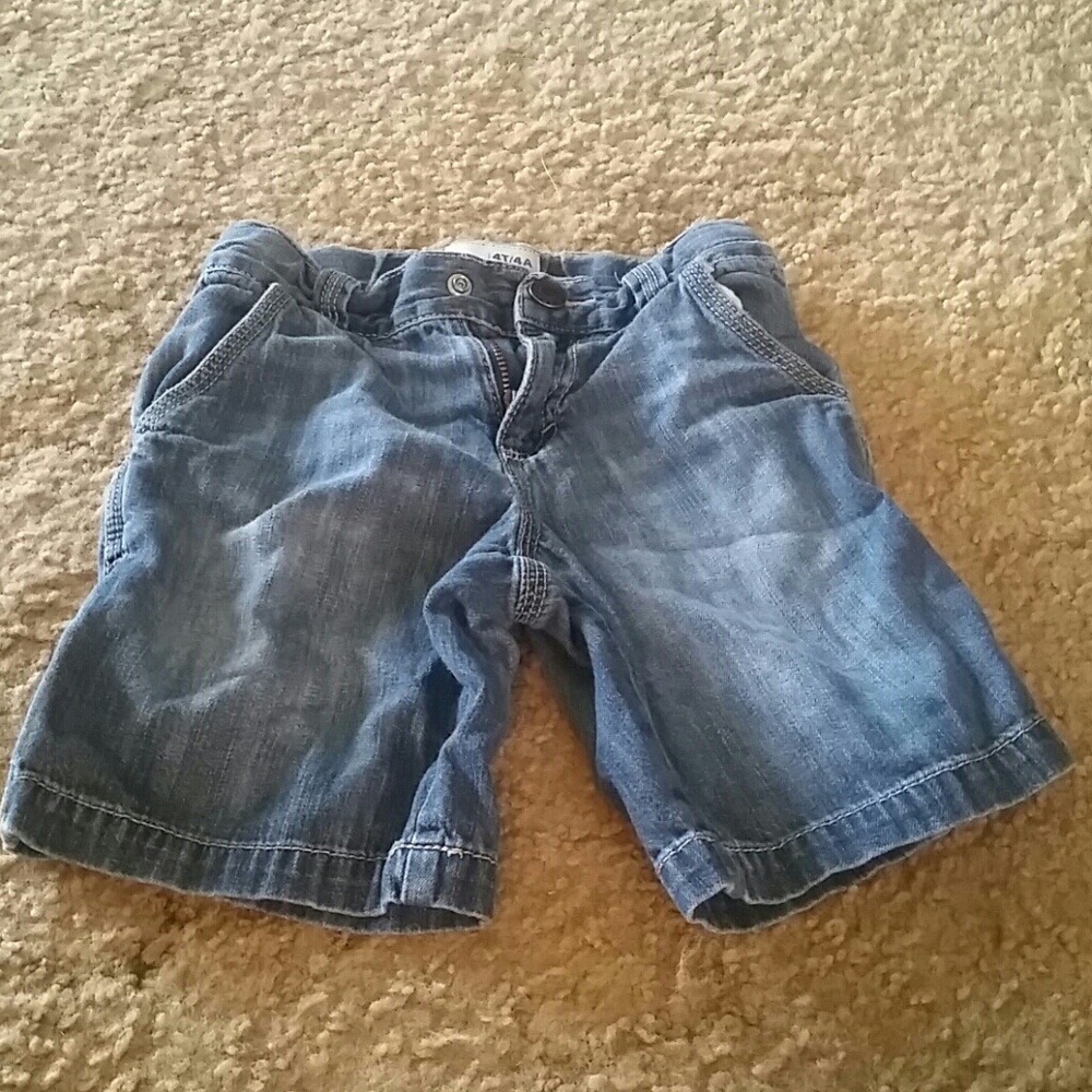 Boys Old Navy Shorts Size 4t