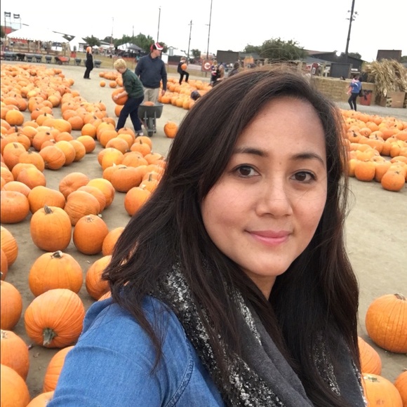 Meet your Posher, Rose lily - Picture 1 of 1