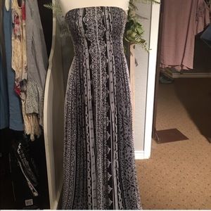 White House Black Market Maxi Dress🦄