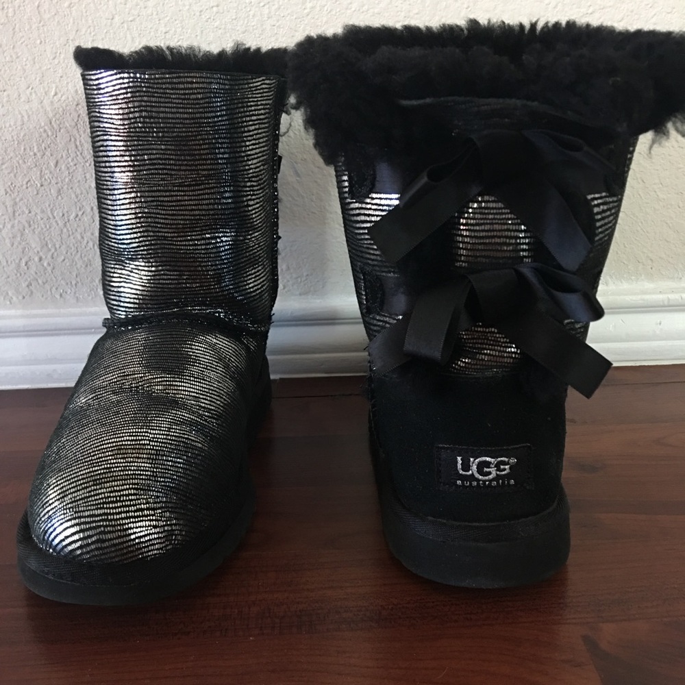 Black UGGS