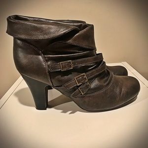 DECREE Brown Ankle Buckle Bootie With Heels New