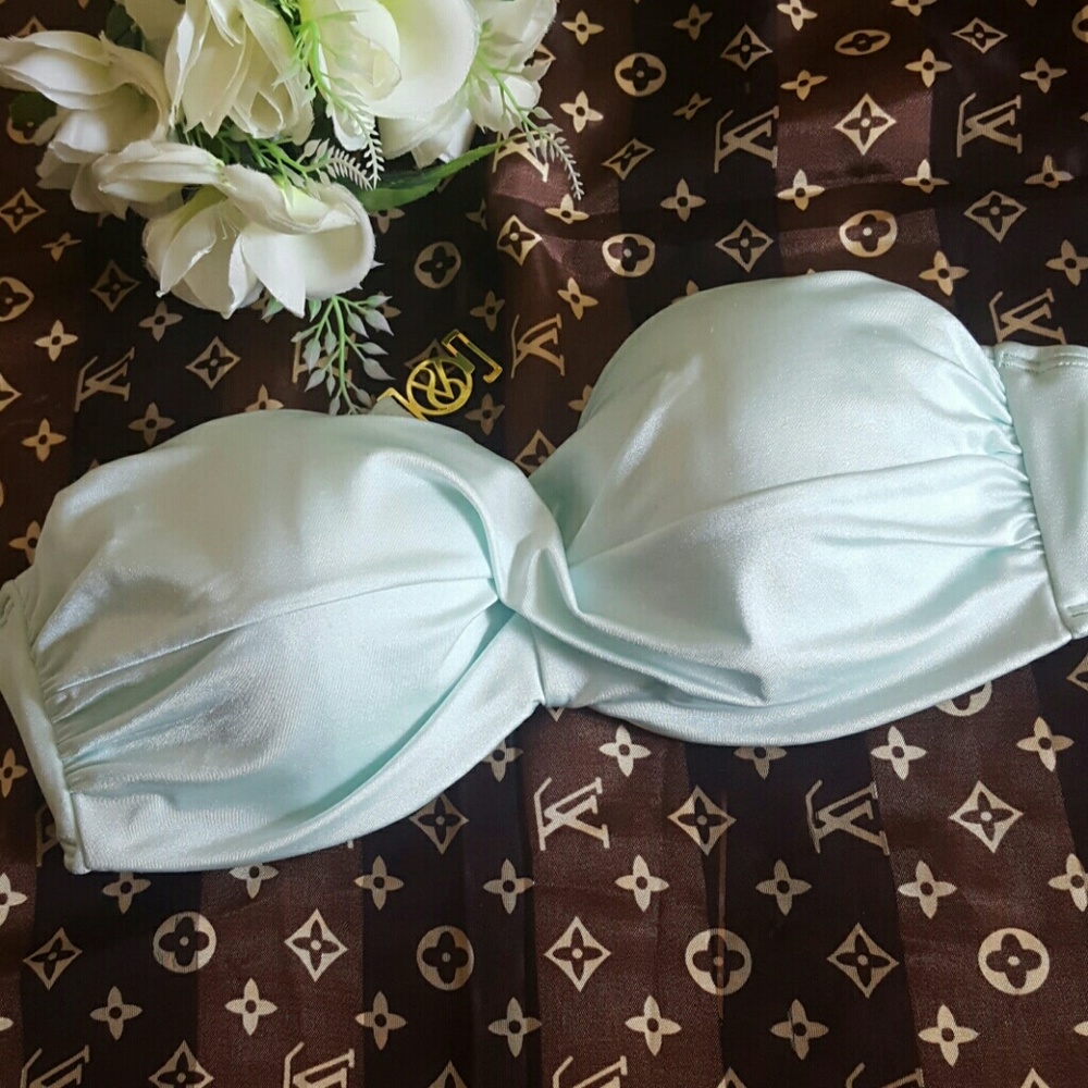 VICTORIA'S SECRET BIKINITOP 34C