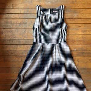 Striped dress WITH POCKETS