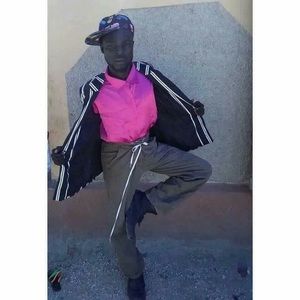 Meet your Posher, Raymond