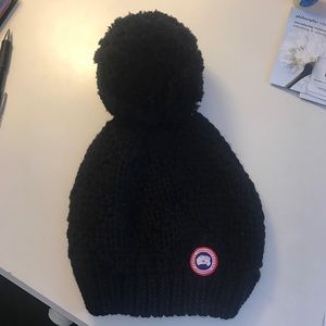 CANADA GOOSE HAT