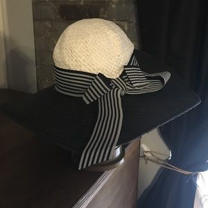Black and white sun hat