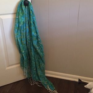 NWOT Lilly Pulitzer scarf!