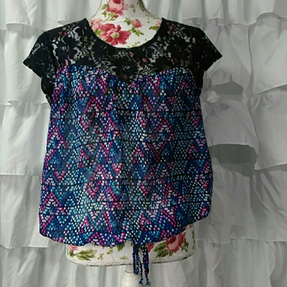 Geometric Crop Top in Navy Print