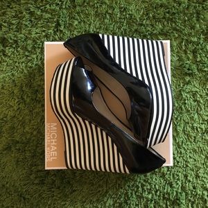 MICHAEL Micheal Kors Wedges