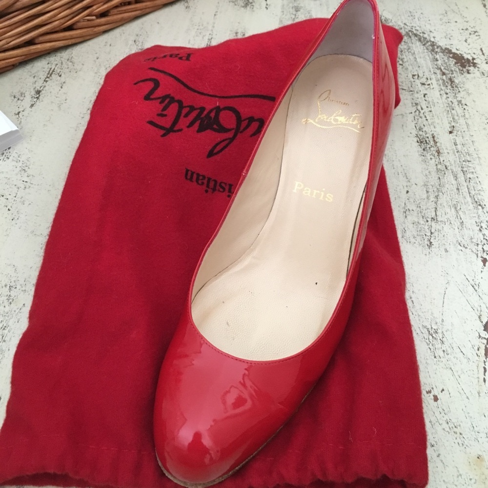 Christian Louboutin Simple Pump