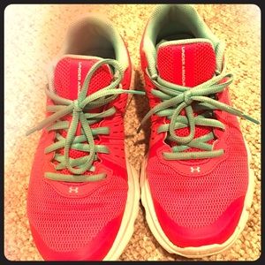 Under Armour Sneakers