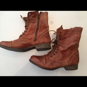 Brown Leather Lace-Up Boots