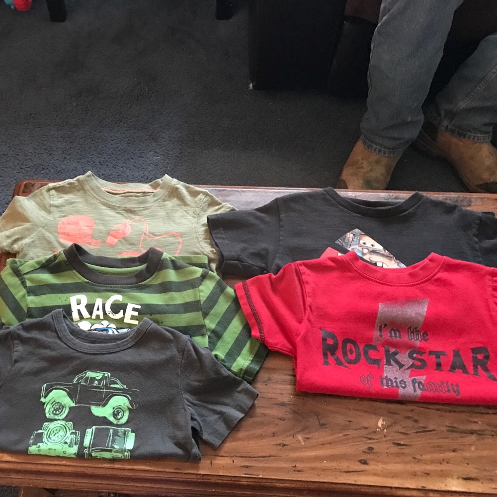 Lot of 4t shirts