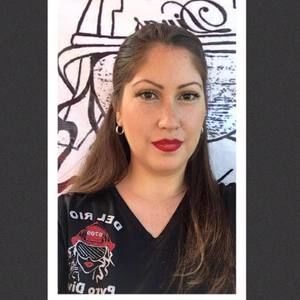 Meet your Posher, Stefanie