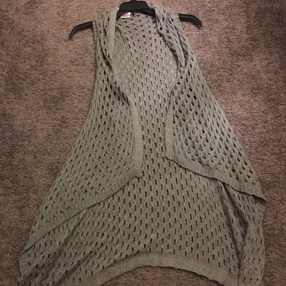 Romeo and Juliet Crochet Sleeveless Cardigan