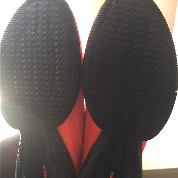 Adidas - Picture 3 of 3