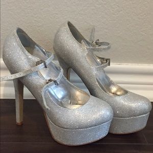 Sparkling Silver platform heels