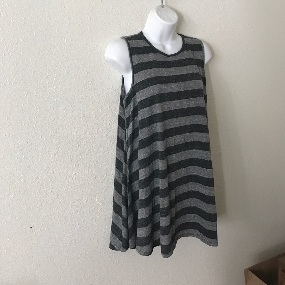 Free People shirt. Size XS