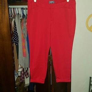 Red skinny pants