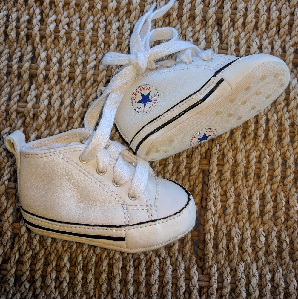 Converse baby sneakers!