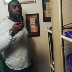 Meet your Posher, Derrick