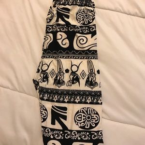 Egyptian leggings