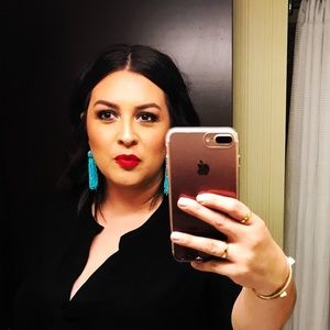 Meet your Posher, Marisol