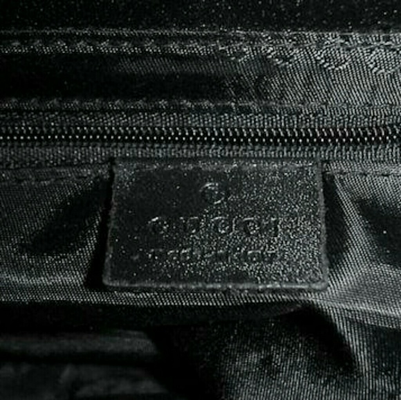 GUCCI-Authen Black Canvas/leather. FAB! - Picture 6 of 7